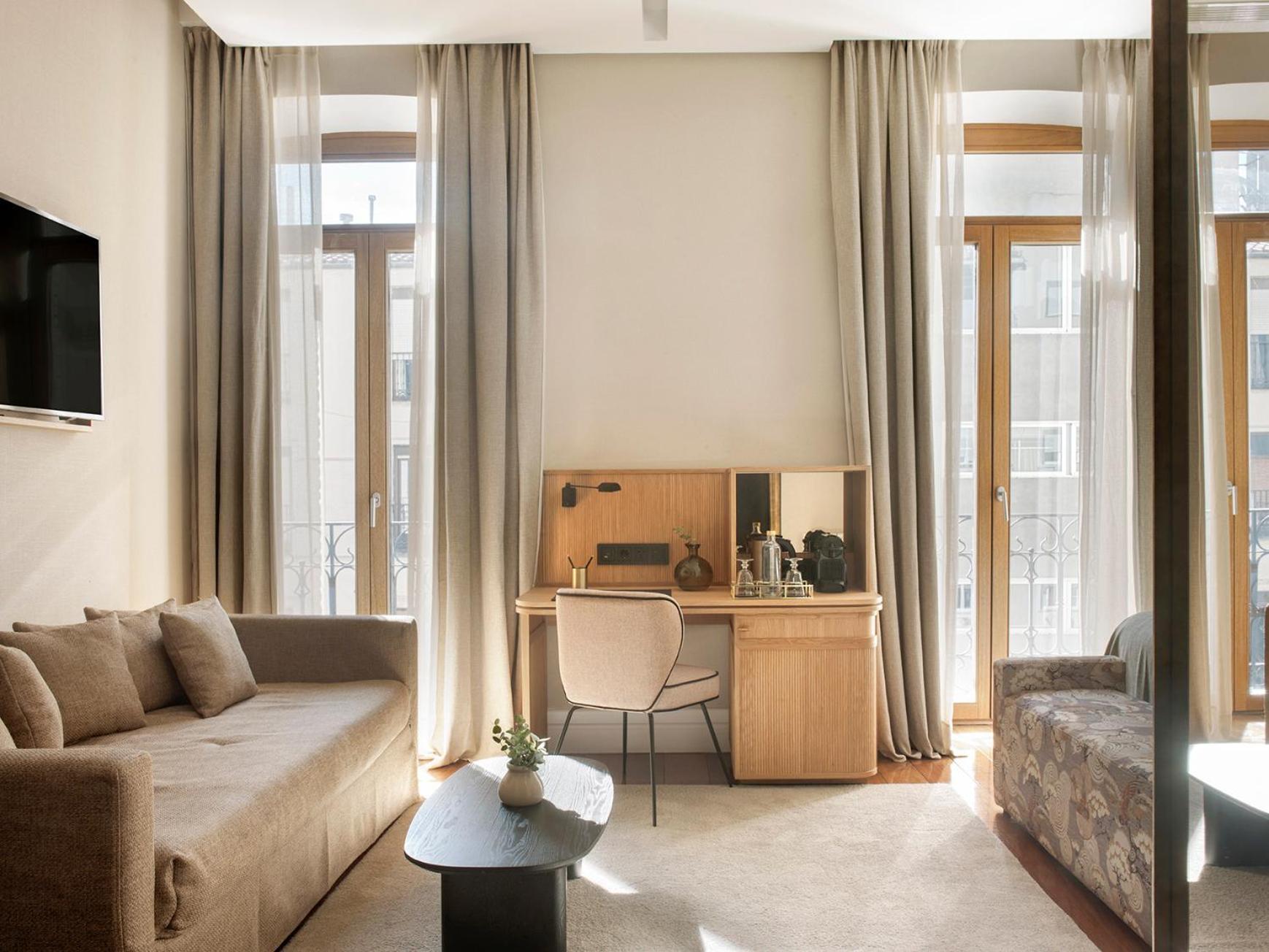 Unico Madrid, Small Luxury